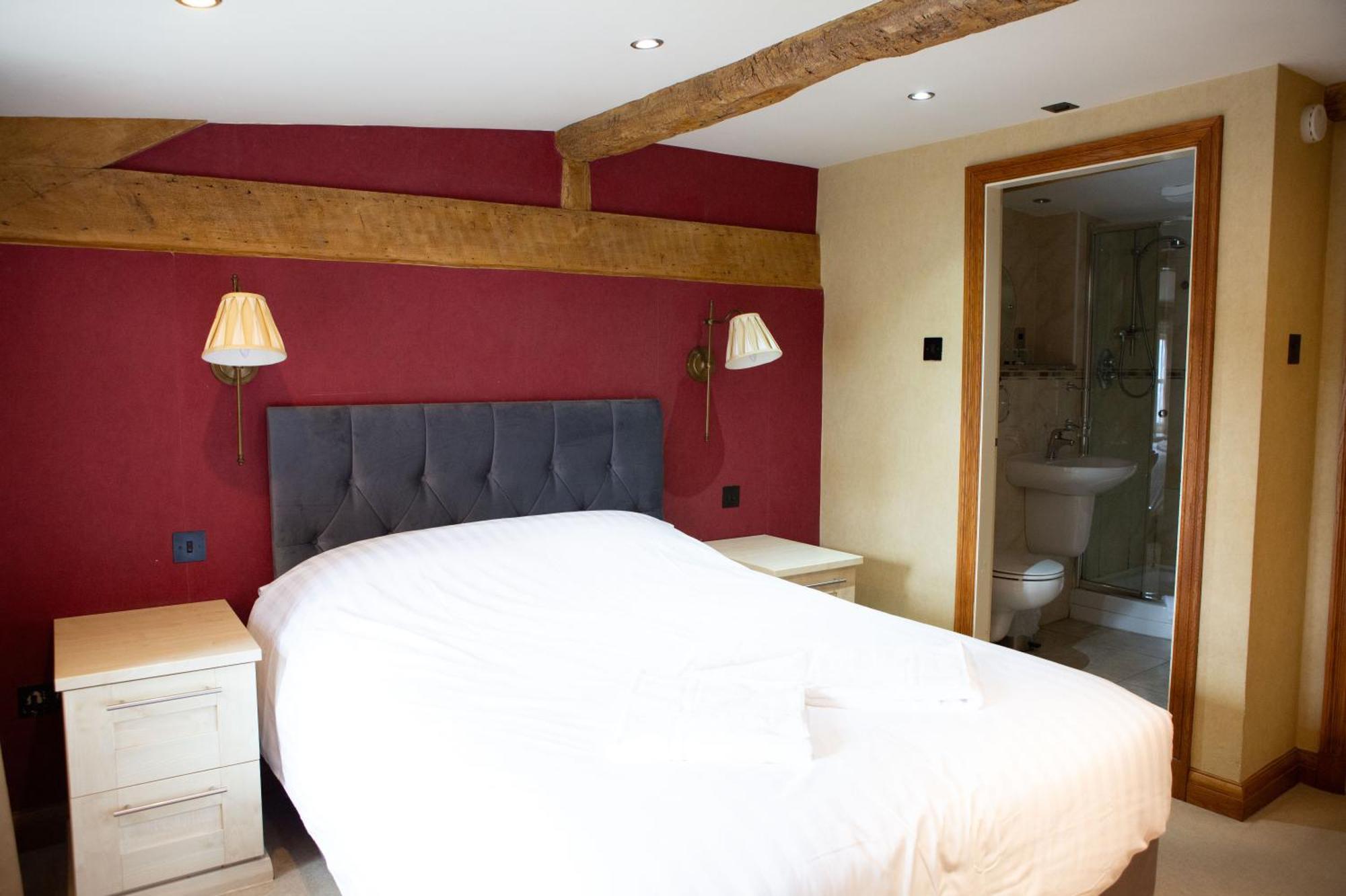 Hotel Coach House à Bentham Extérieur photo